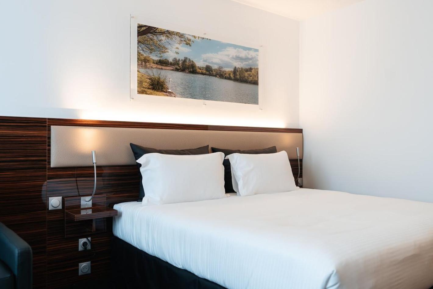 Westotel Taverny - Paris Val-D'Oise Ngoại thất bức ảnh
