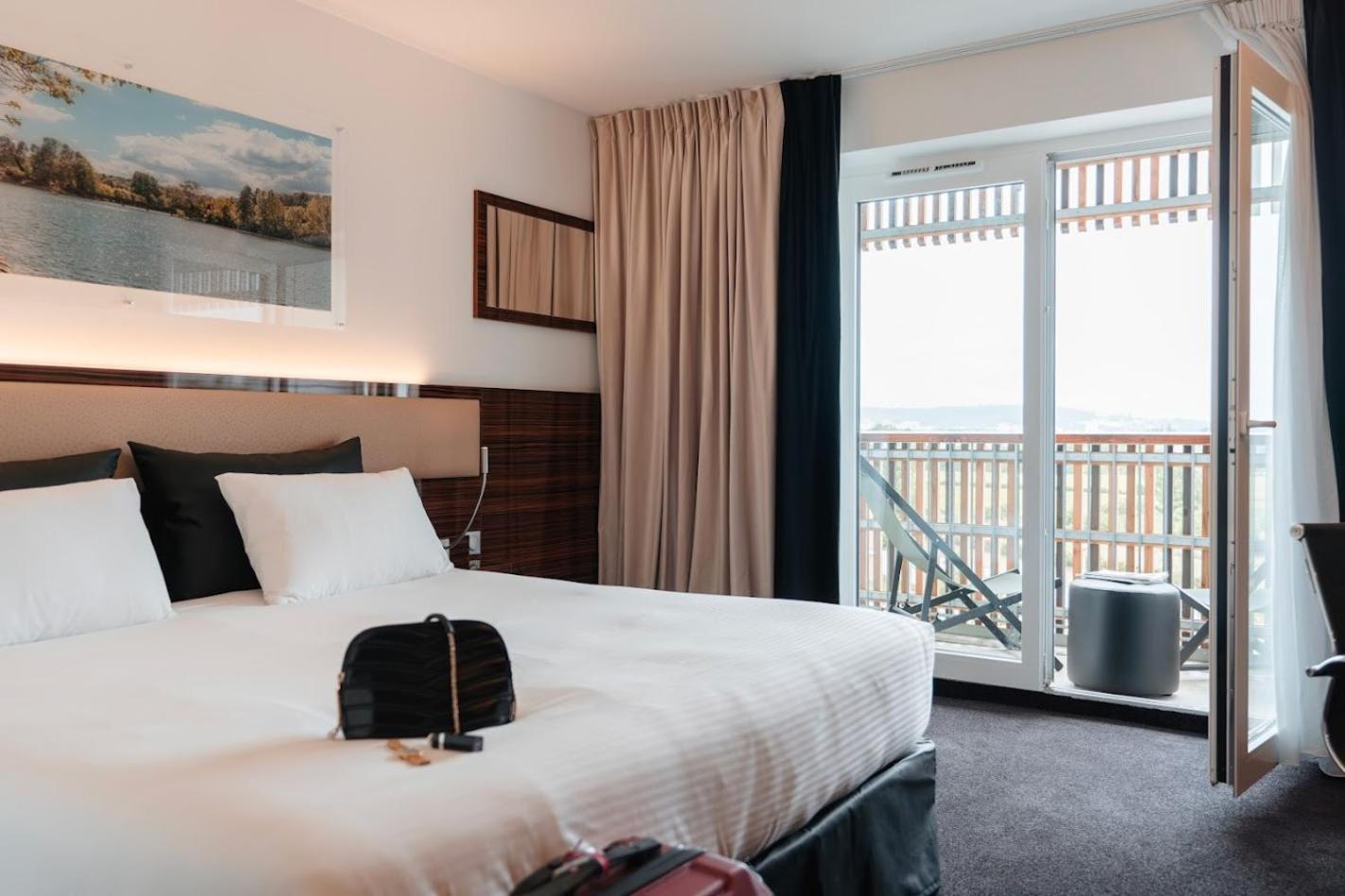 Westotel Taverny - Paris Val-D'Oise Ngoại thất bức ảnh