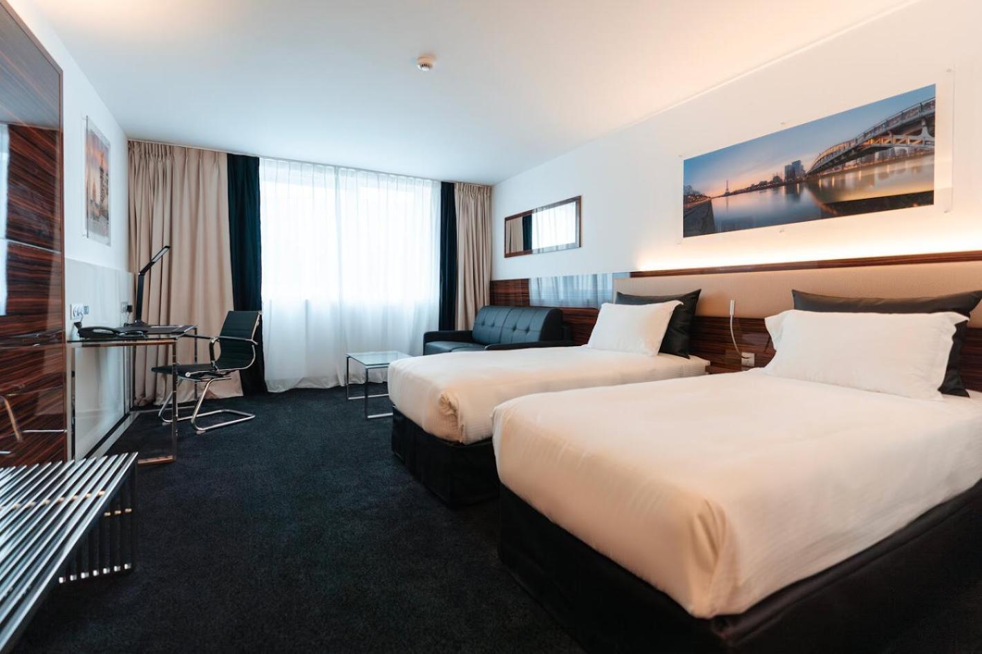 Westotel Taverny - Paris Val-D'Oise Ngoại thất bức ảnh