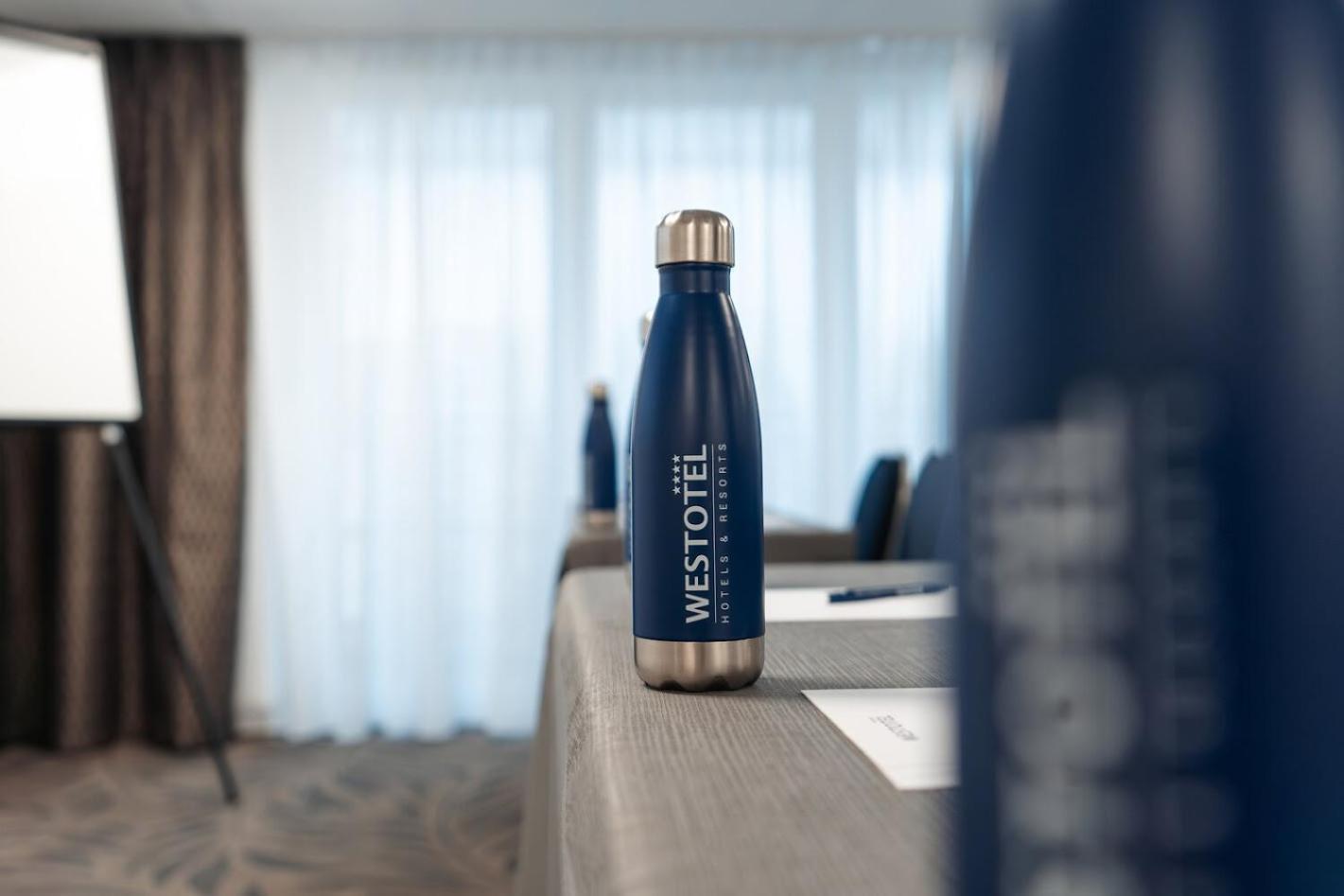 Westotel Taverny - Paris Val-D'Oise Ngoại thất bức ảnh